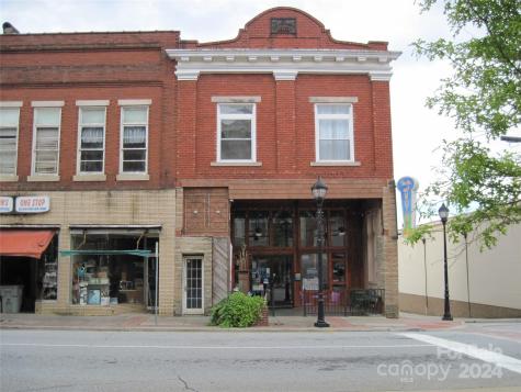 819 West Avenue NW Lenoir NC 28645