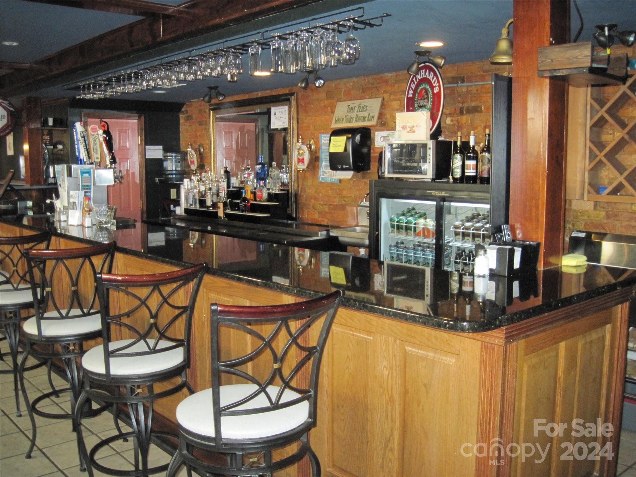 819 West Avenue NW Lenoir NC 28645