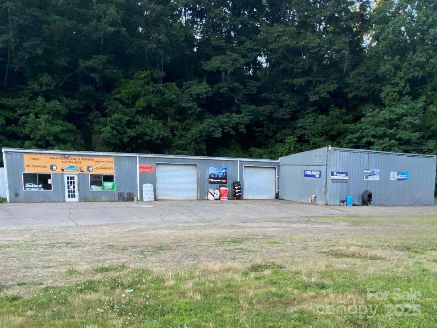 23 Lana Lane Burnsville NC 28714