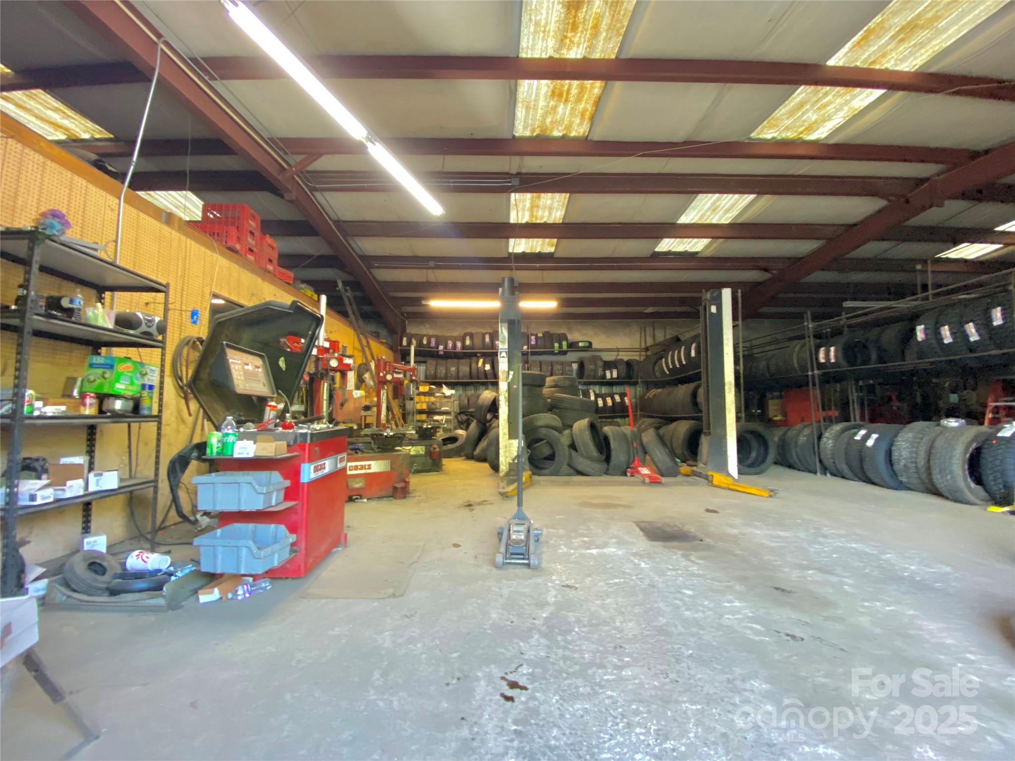23 Lana Lane Burnsville NC 28714
