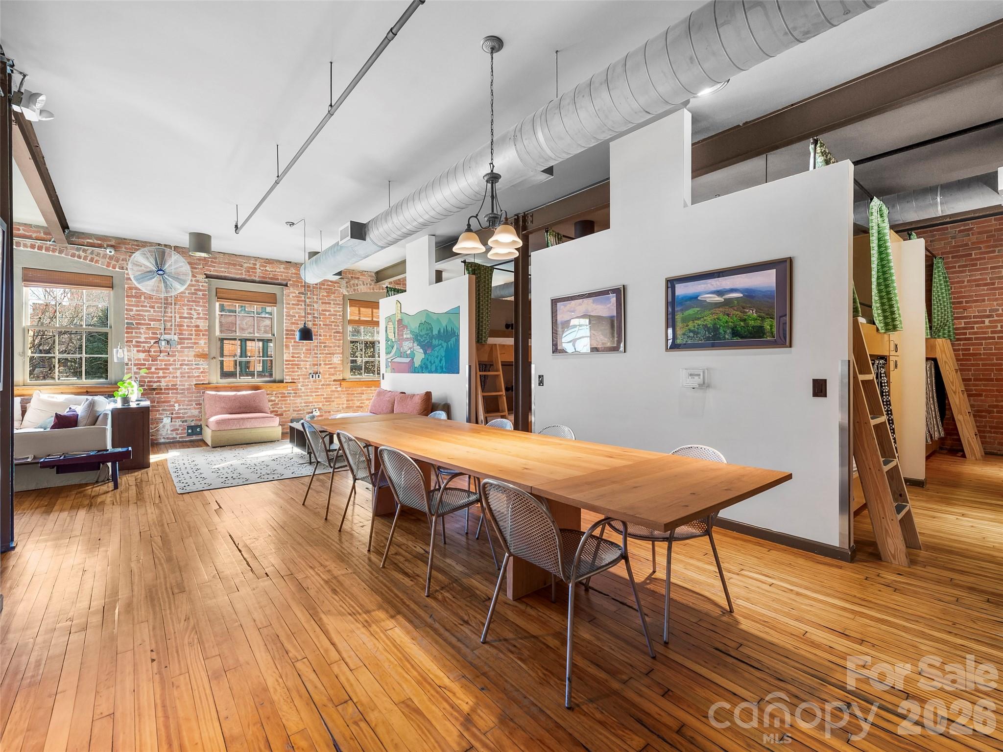 39 N Lexington Avenue Asheville NC 28801