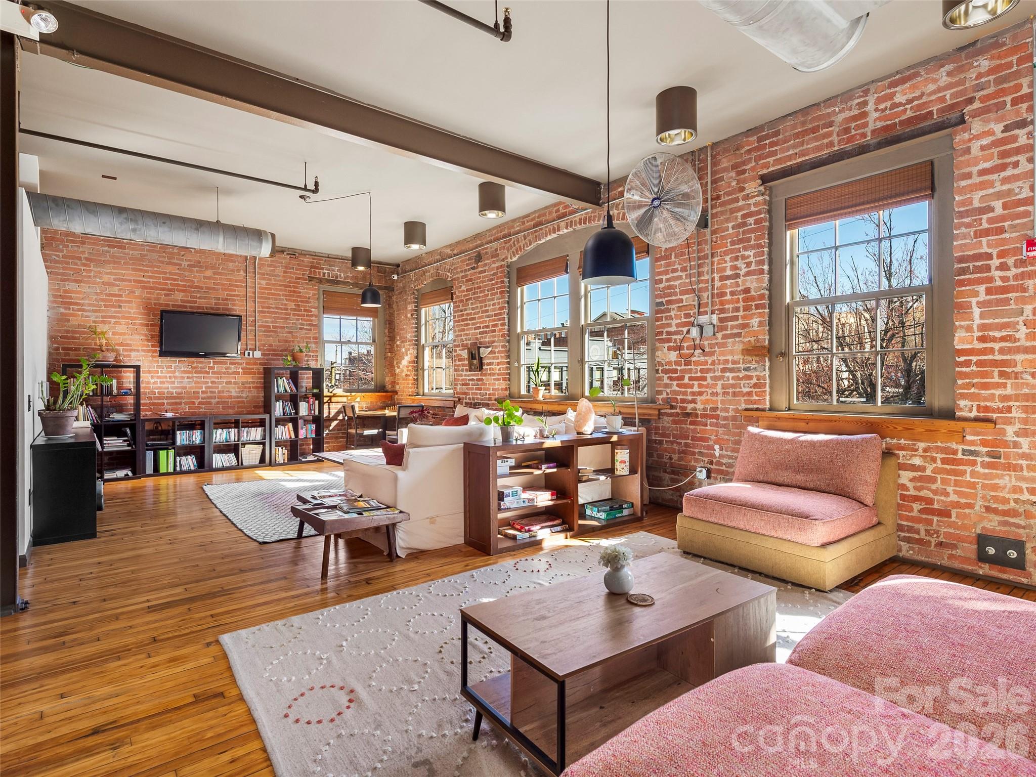 39 N Lexington Avenue Asheville NC 28801