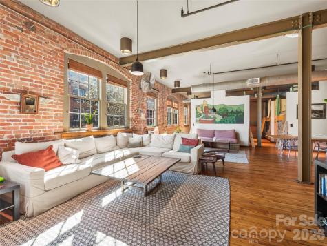 39 N Lexington Avenue Asheville NC 28801