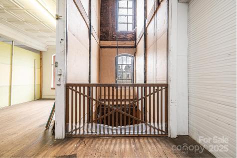 812 West Avenue NW Lenoir NC 28645