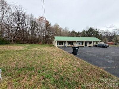 2504 Newton Drive Statesville NC 28677