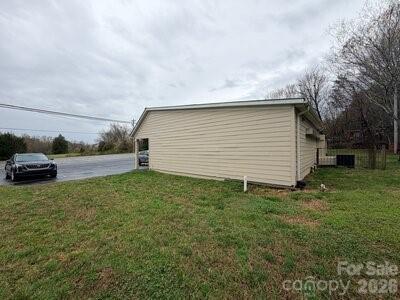 2504 Newton Drive Statesville NC 28677