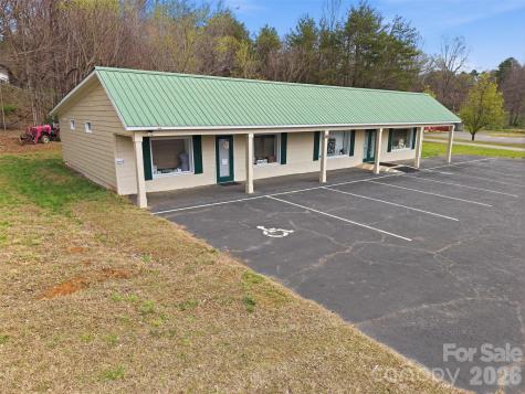 2504 Newton Drive Statesville NC 28677