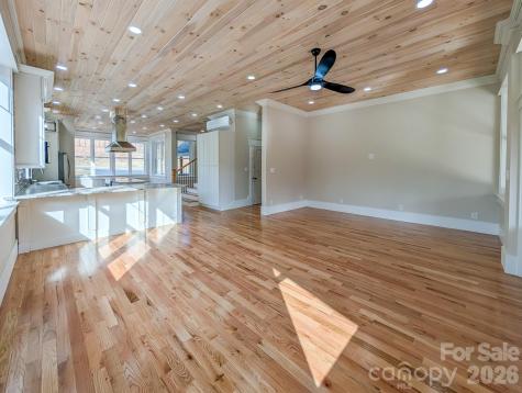 7854 E Us Highway 19e Burnsville NC 28714