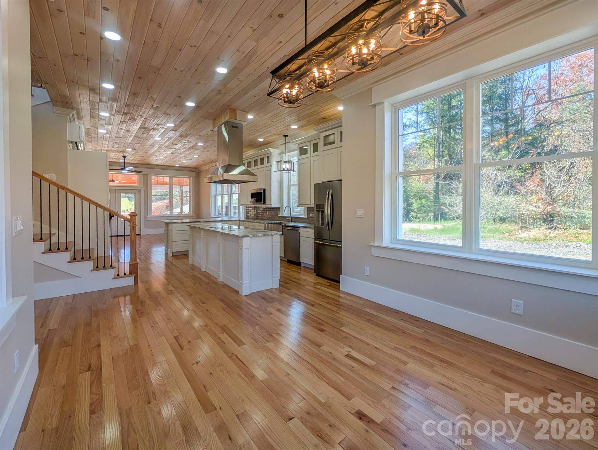 7854 E Us Highway 19e Burnsville NC 28714