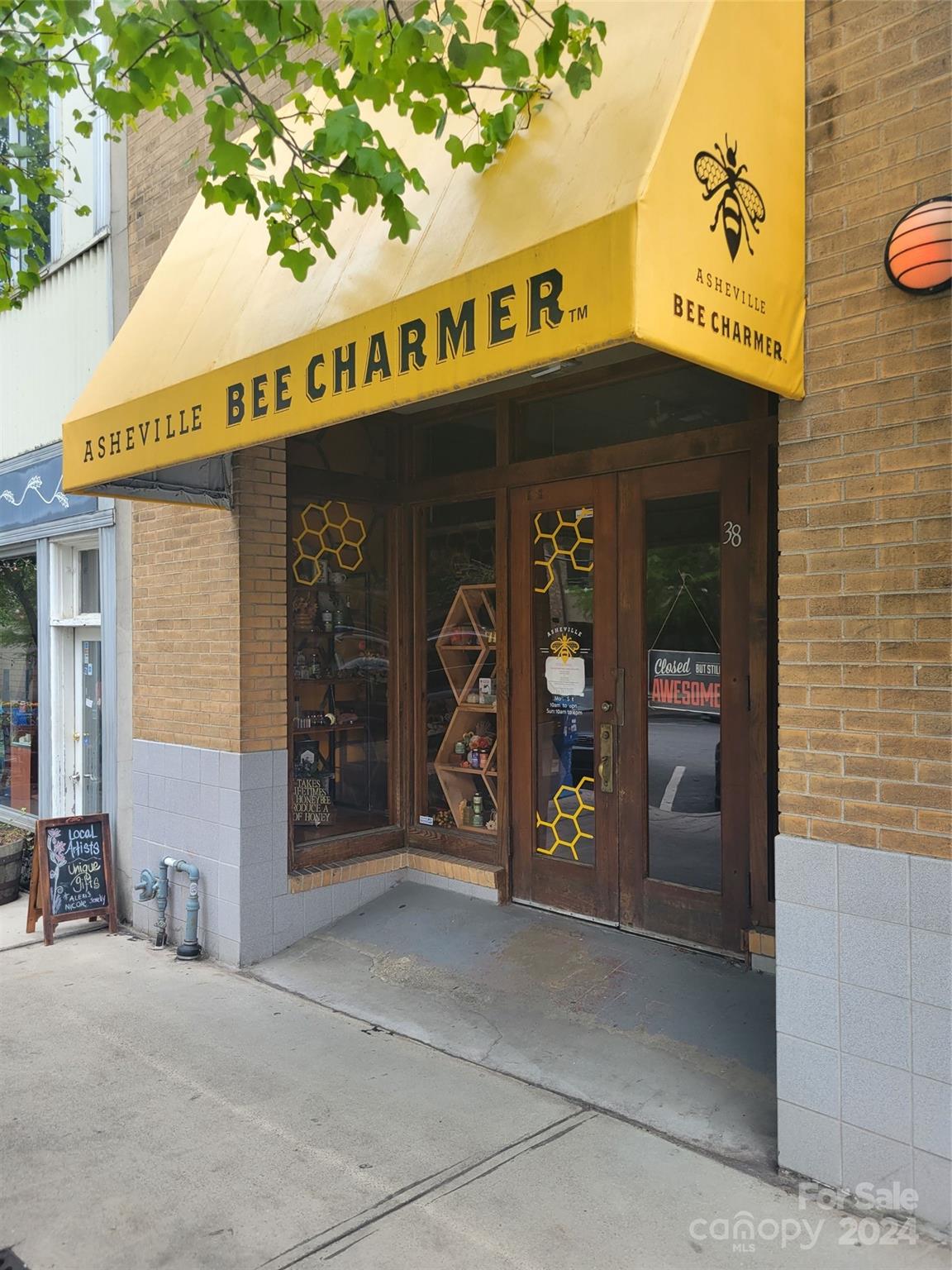 38 Battery Park Avenue Asheville NC 28801