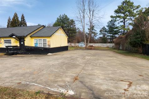 2818 & 2828 S New Hope Road Gastonia NC 28056