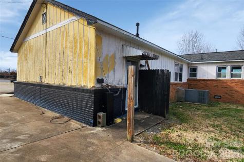 2818 & 2828 S New Hope Road Gastonia NC 28056