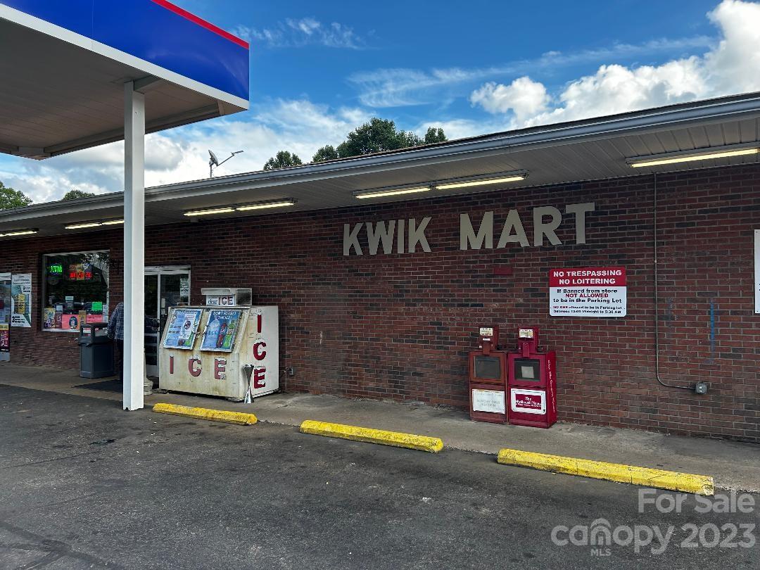 1038 E Court Street Marion NC 28752