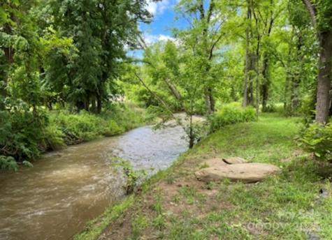 143 Reems Creek Road Weaverville NC 28787