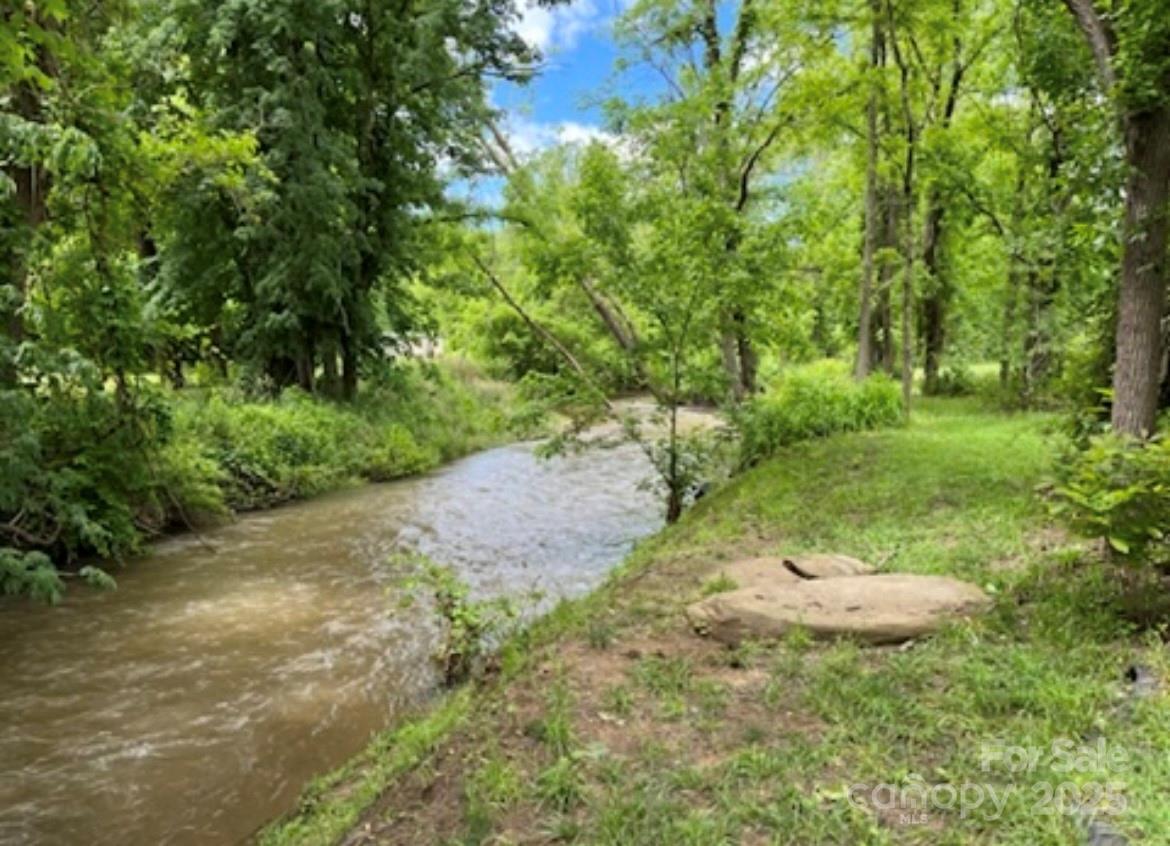 143 Reems Creek Road Weaverville NC 28787