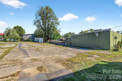 47 Catawba Avenue Old Fort NC 28762
