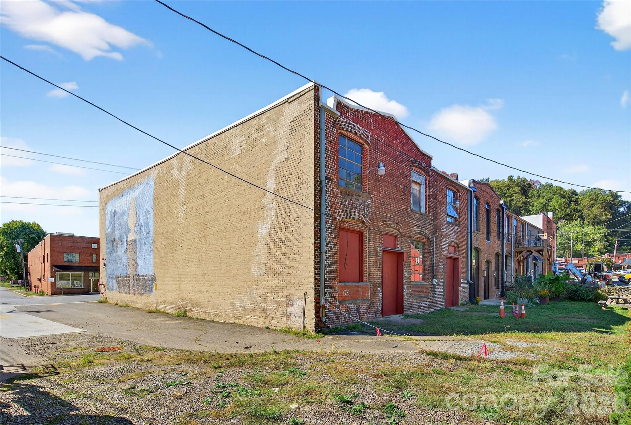 47 Catawba Avenue Old Fort NC 28762