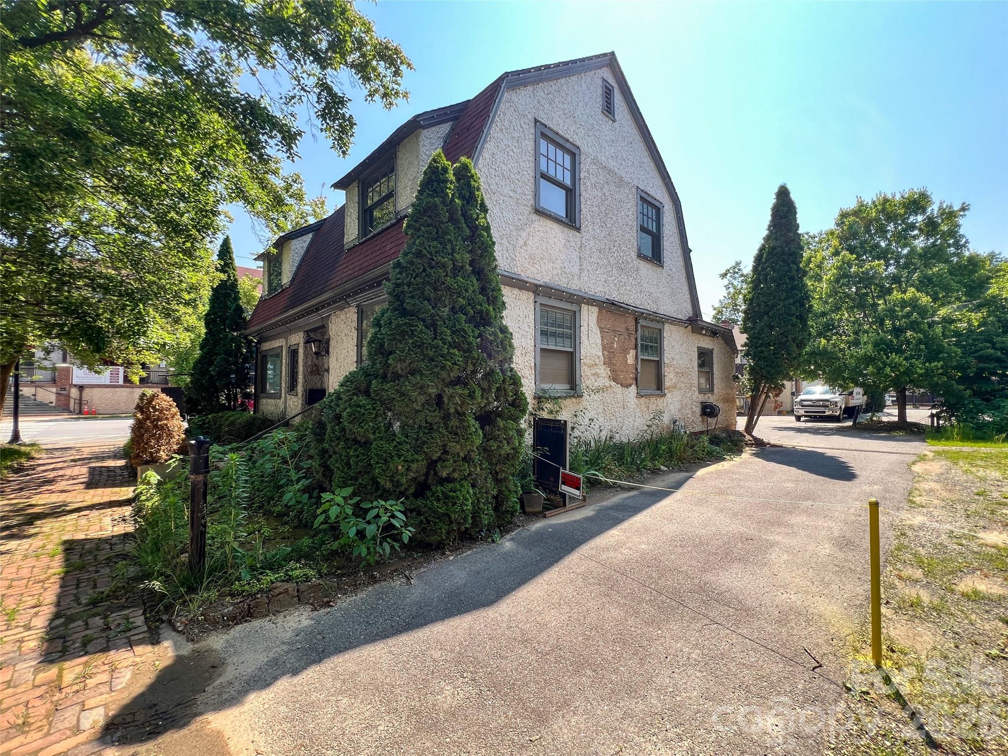 1 Swan Street Asheville NC 28803