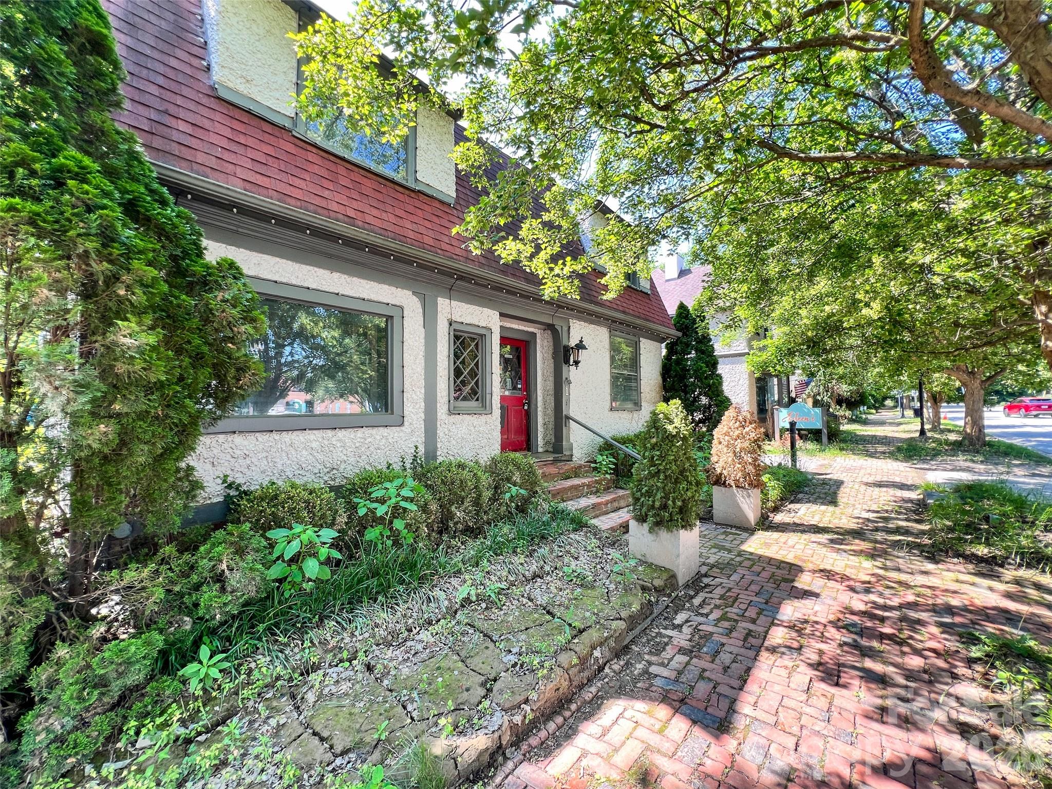 1 Swan Street Asheville NC 28803