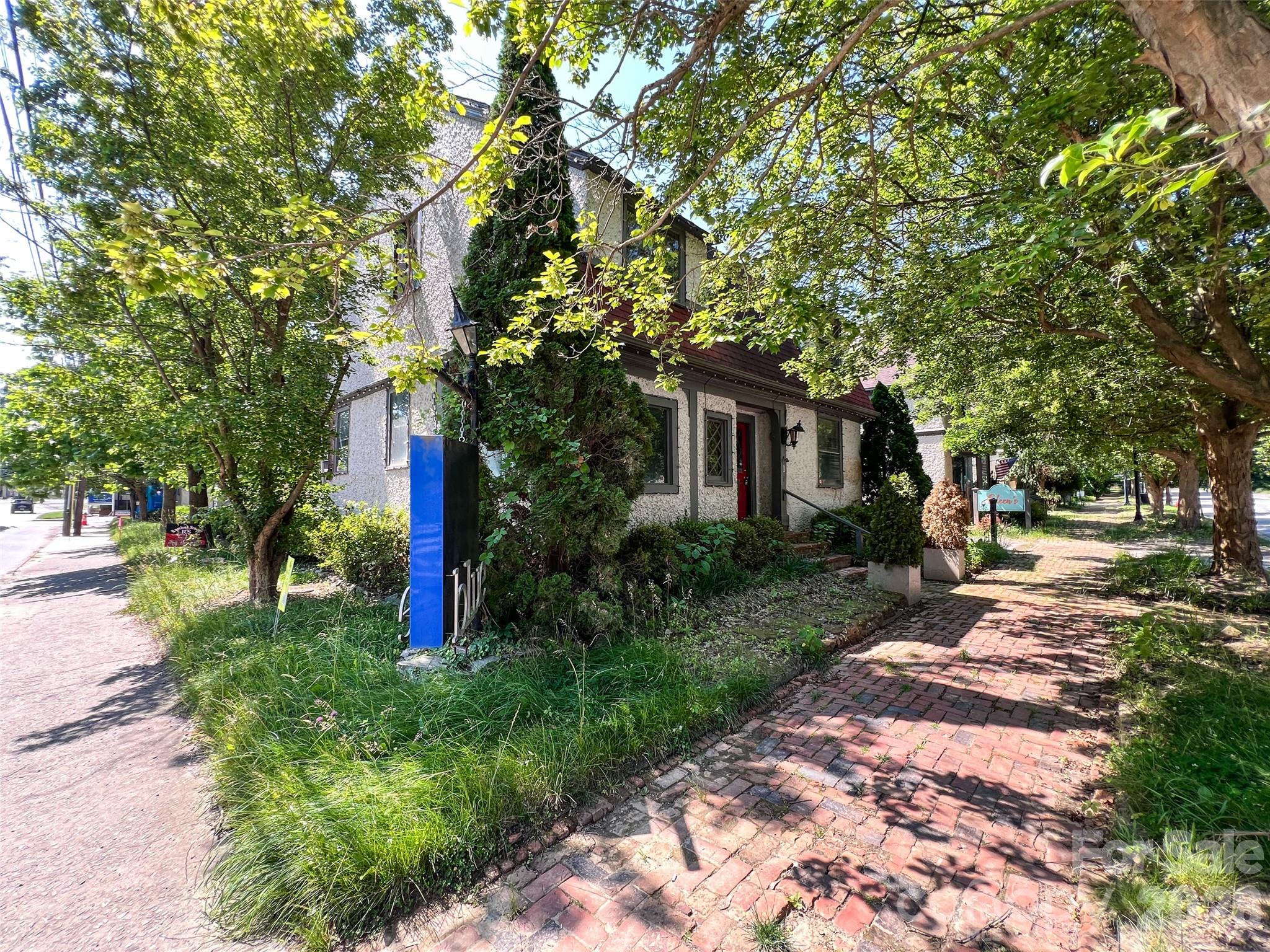 1 Swan Street Asheville NC 28803