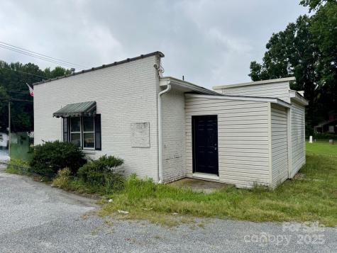 618 N Salisbury Avenue Spencer NC 28159