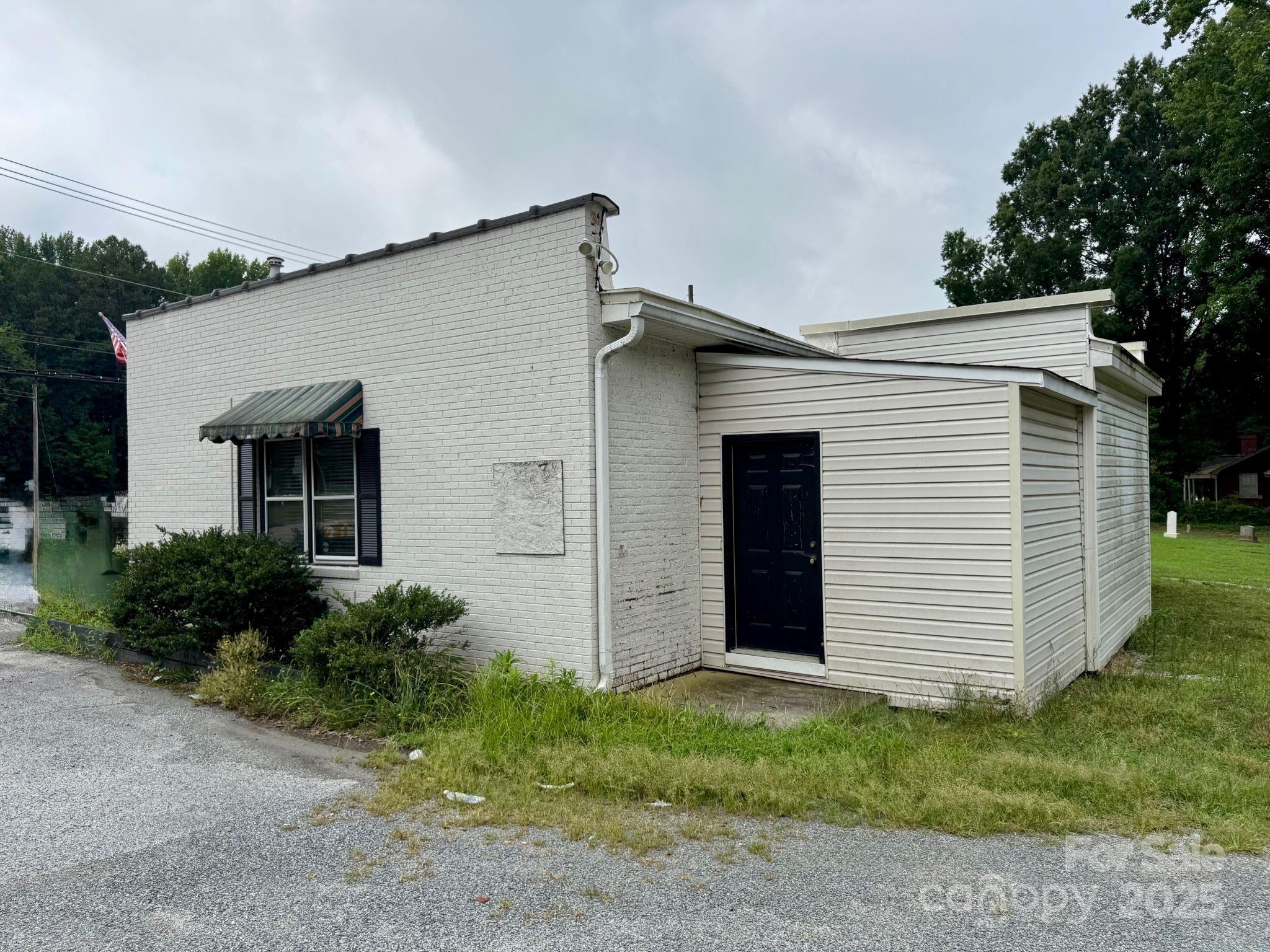 618 N Salisbury Avenue Spencer NC 28159