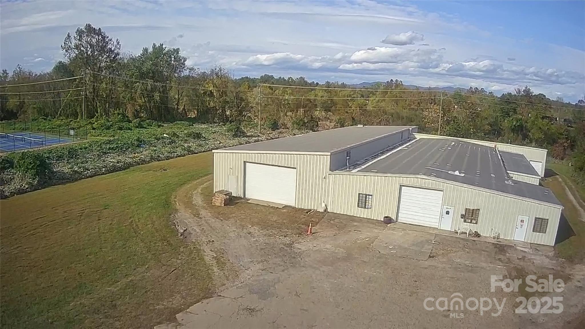 614 S Grove Street Hendersonville NC 28792