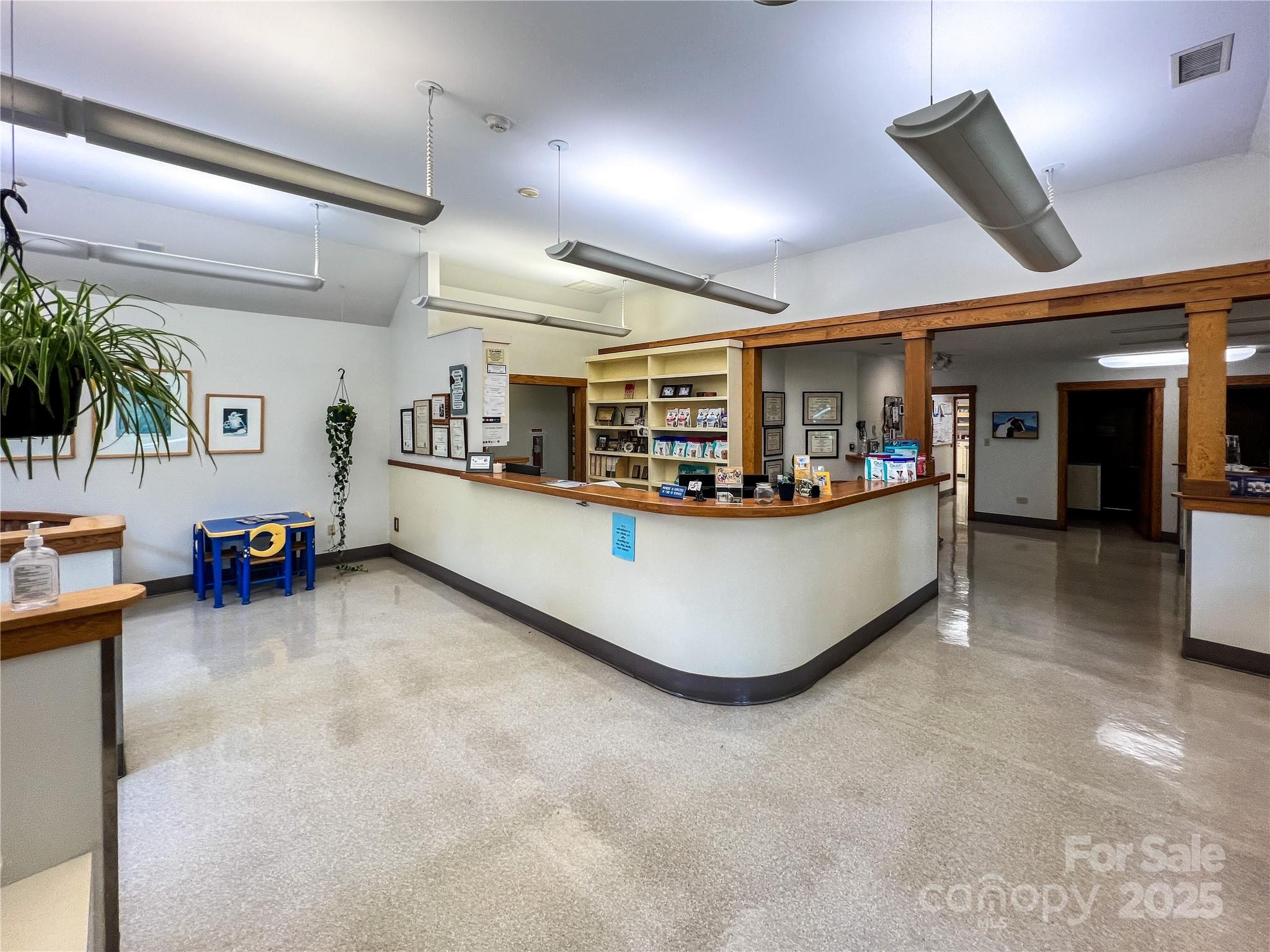 1275 Tunnel Road Asheville NC 28805