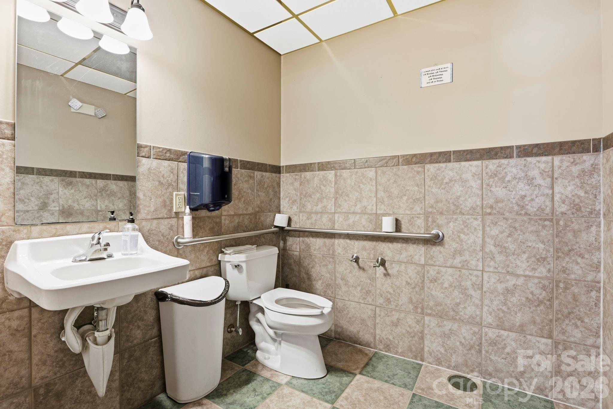 10932 Rosman Highway Lake Toxaway NC 28747