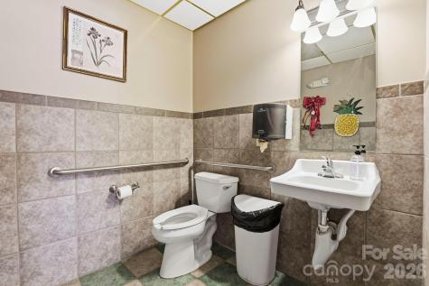 10932 Rosman Highway Lake Toxaway NC 28747