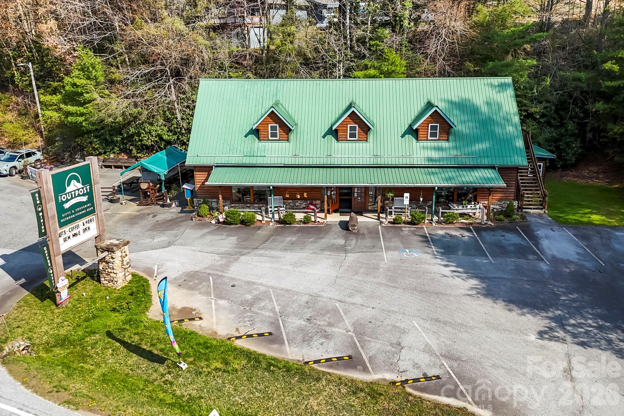 10932 Rosman Highway Lake Toxaway NC 28747