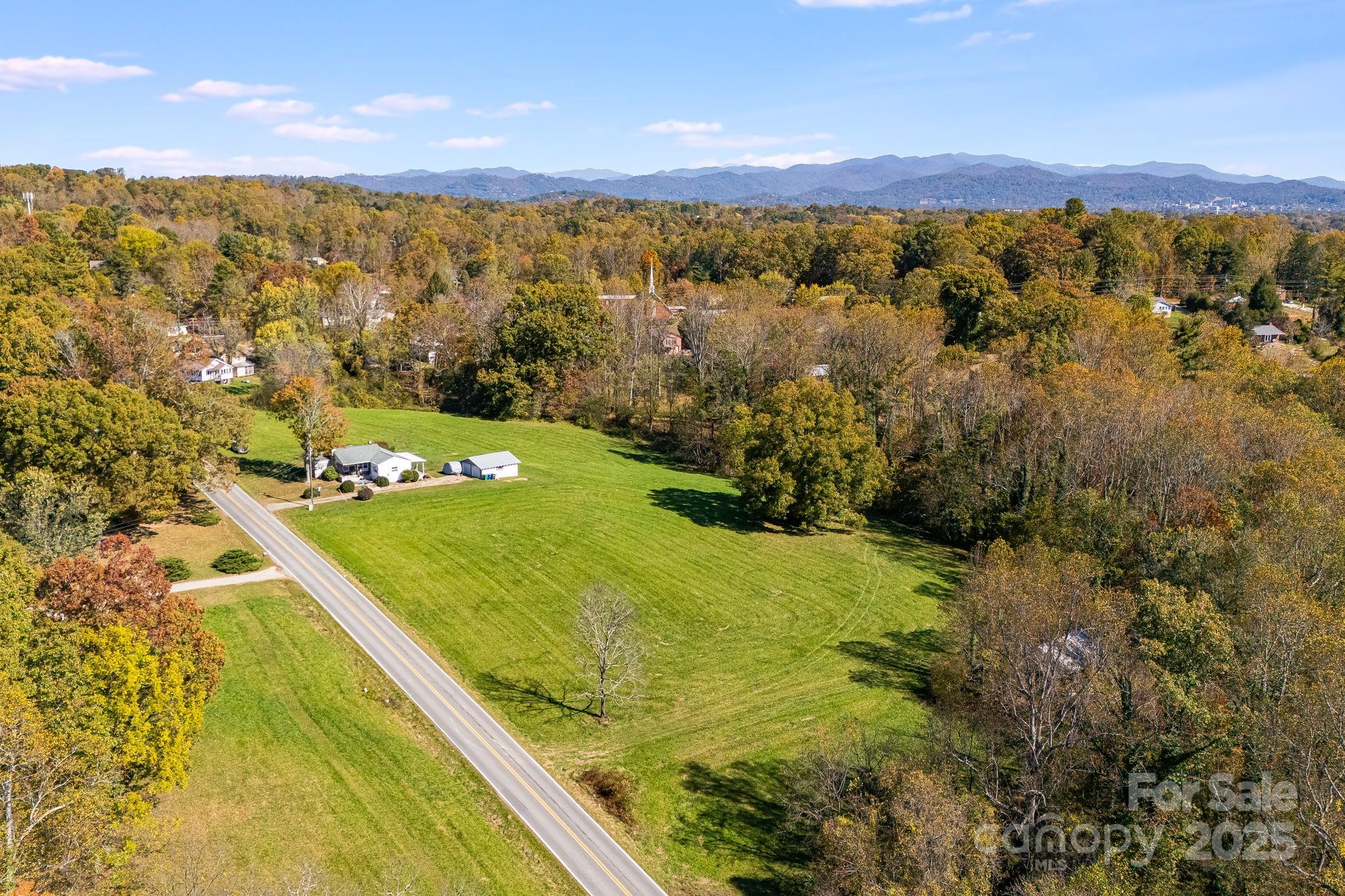 180 Holbrook Road Candler NC 28715