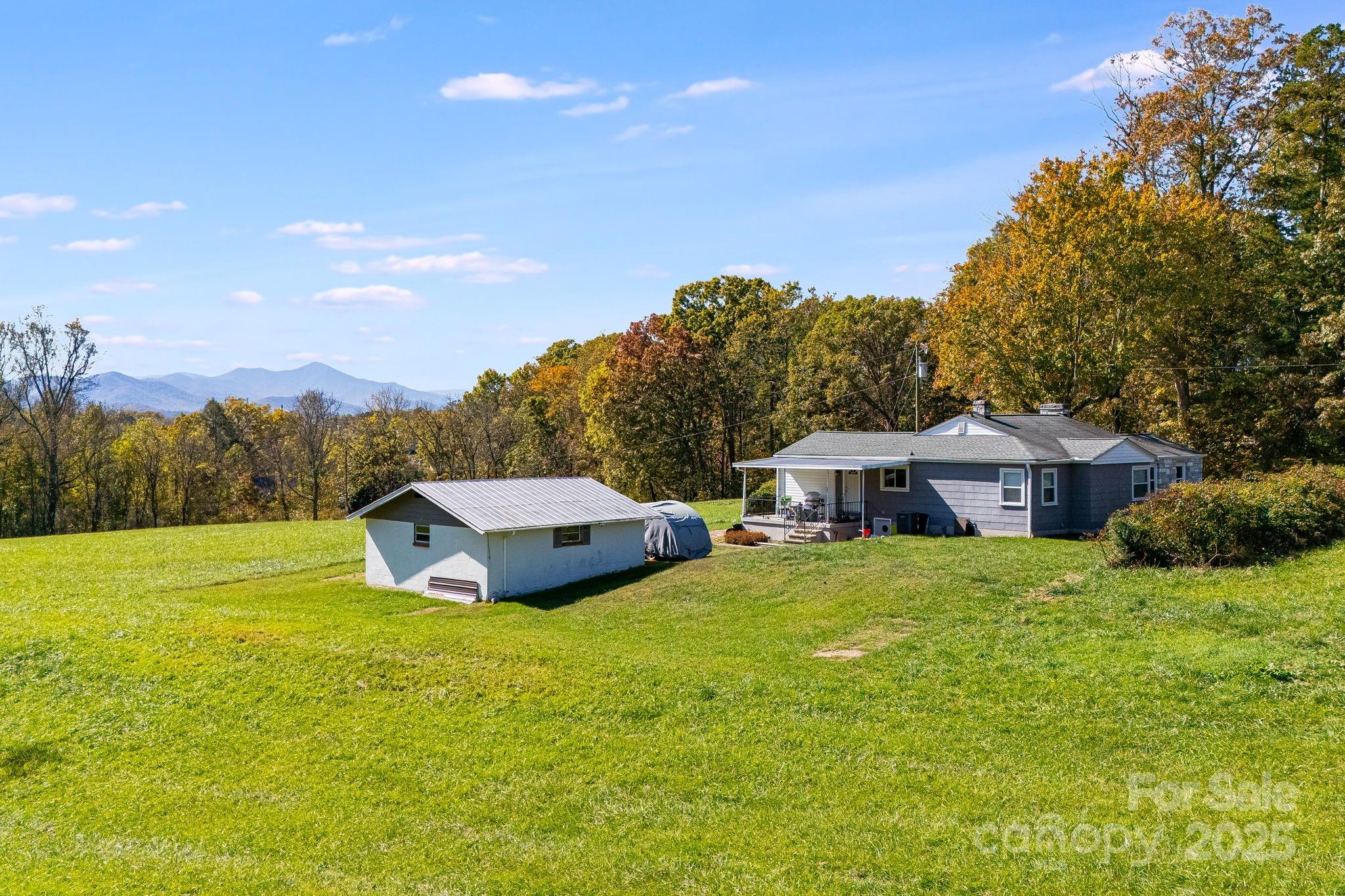 180 Holbrook Road Candler NC 28715