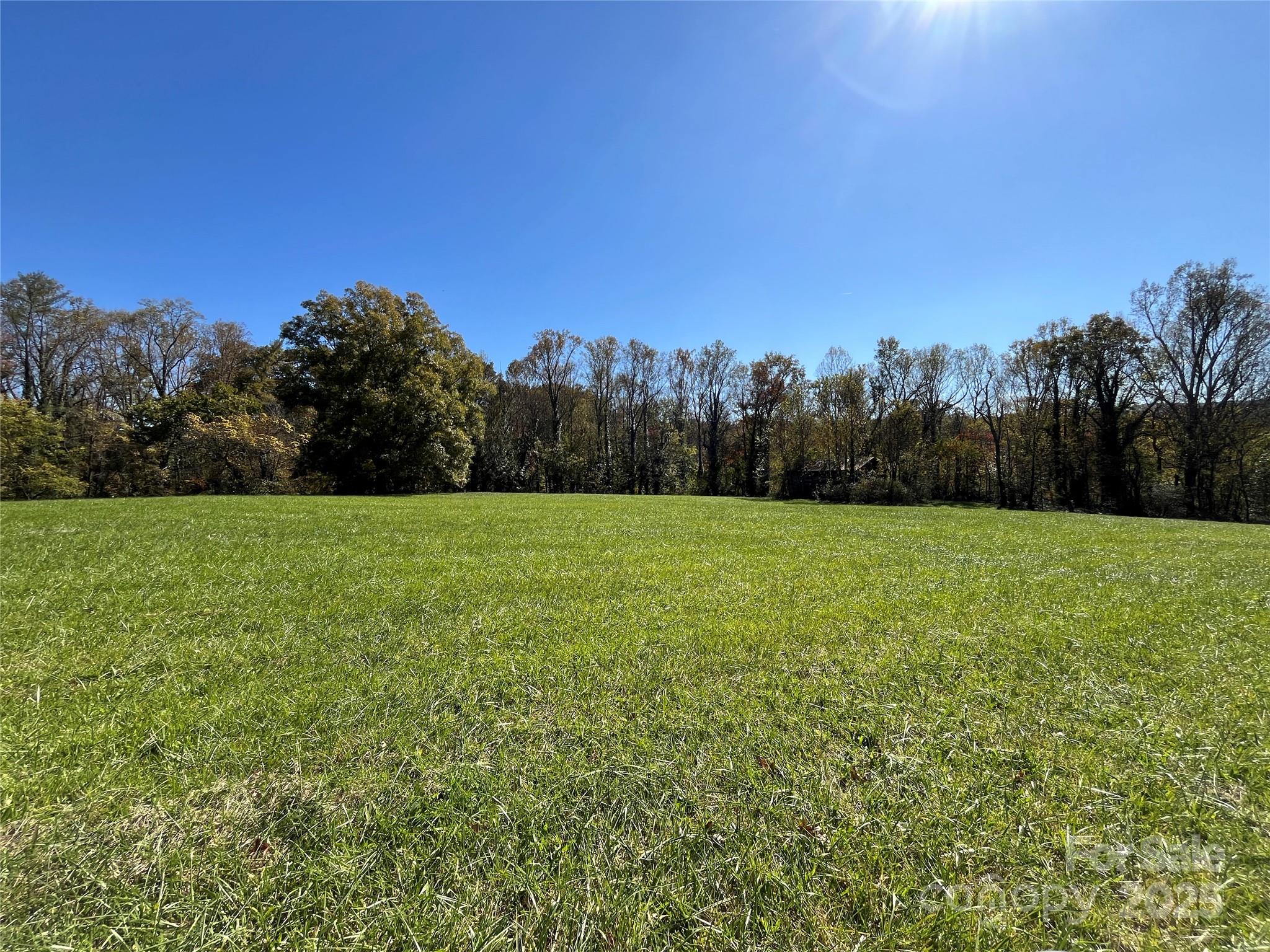 180 Holbrook Road Candler NC 28715