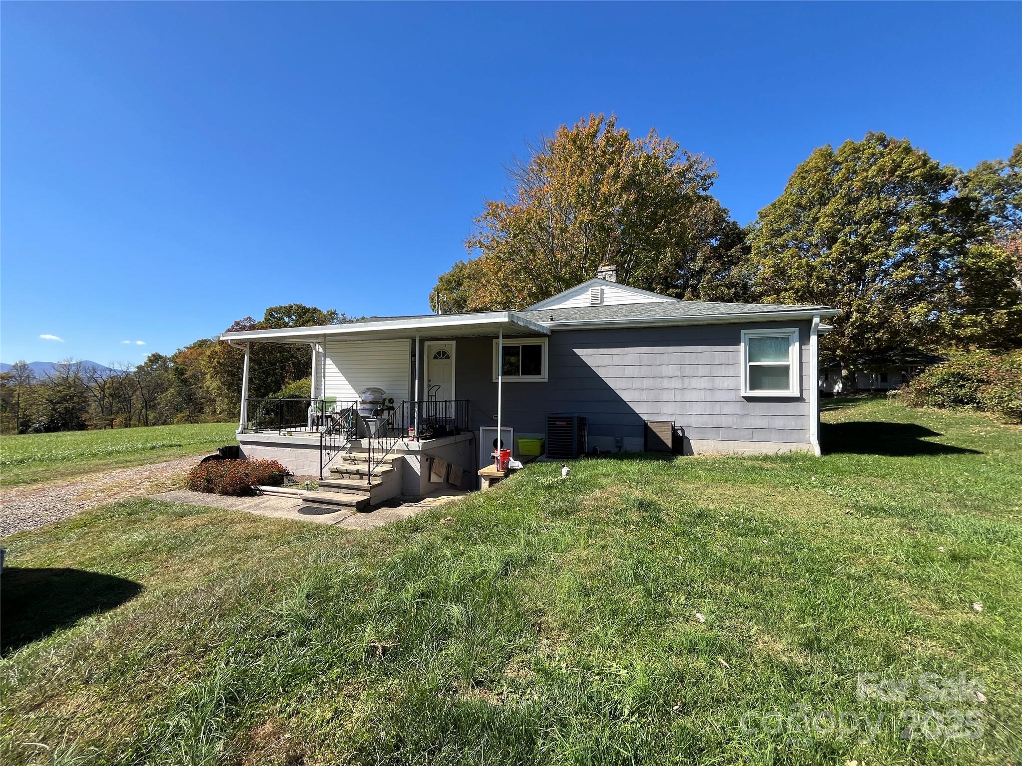 180 Holbrook Road Candler NC 28715