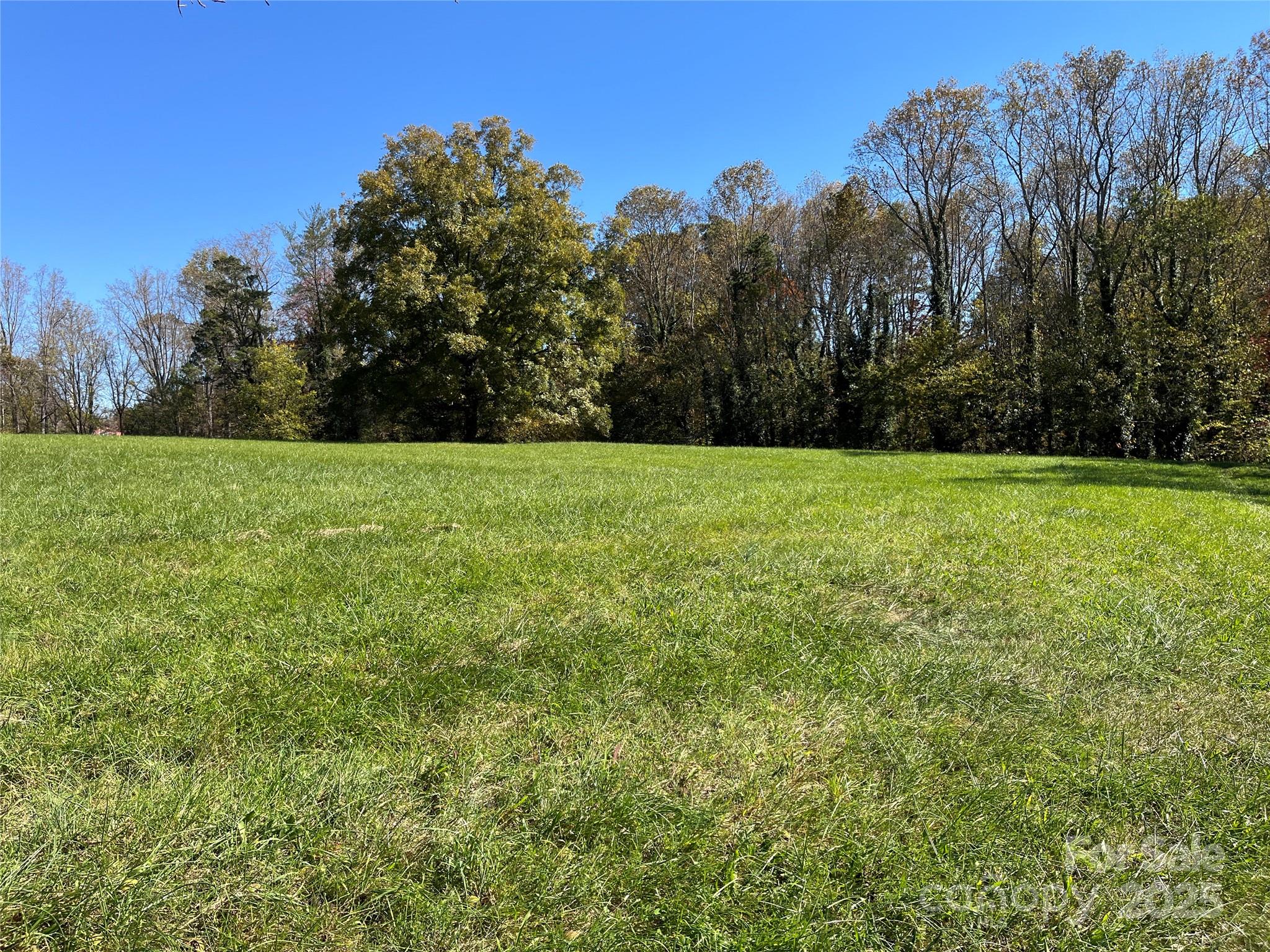 180 Holbrook Road Candler NC 28715