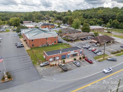 40 E Mills Street Columbus NC 28722