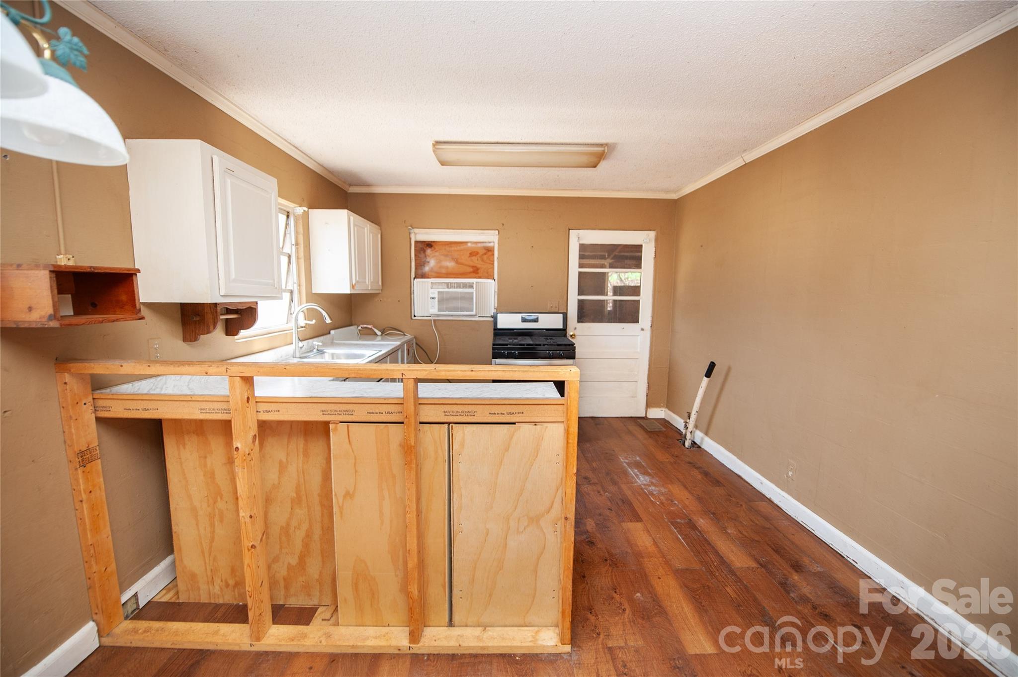525 E Mills Street E Columbus NC 28722