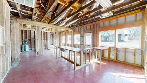 2303 E Main Street Lincolnton NC 28092
