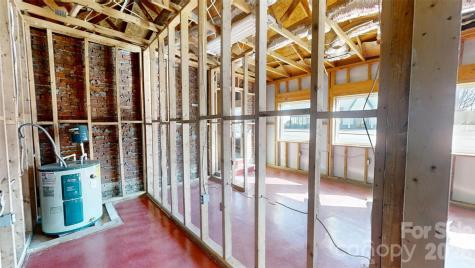 2303 E Main Street Lincolnton NC 28092