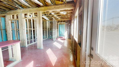 2303 E Main Street Lincolnton NC 28092
