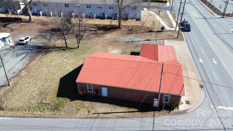 2303 E Main Street Lincolnton NC 28092