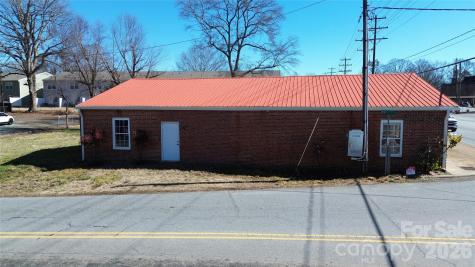 2303 E Main Street Lincolnton NC 28092
