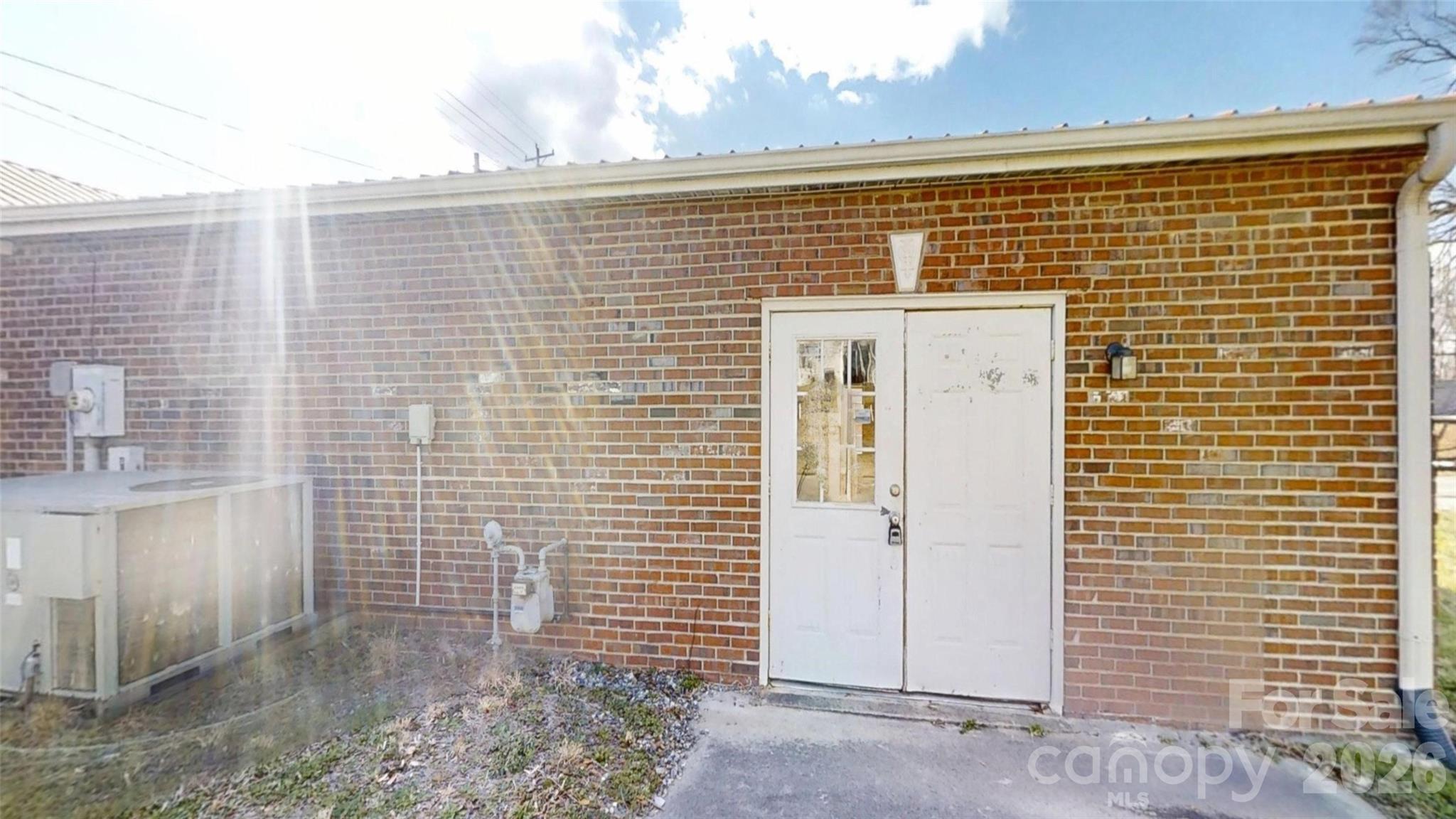 2303 E Main Street Lincolnton NC 28092
