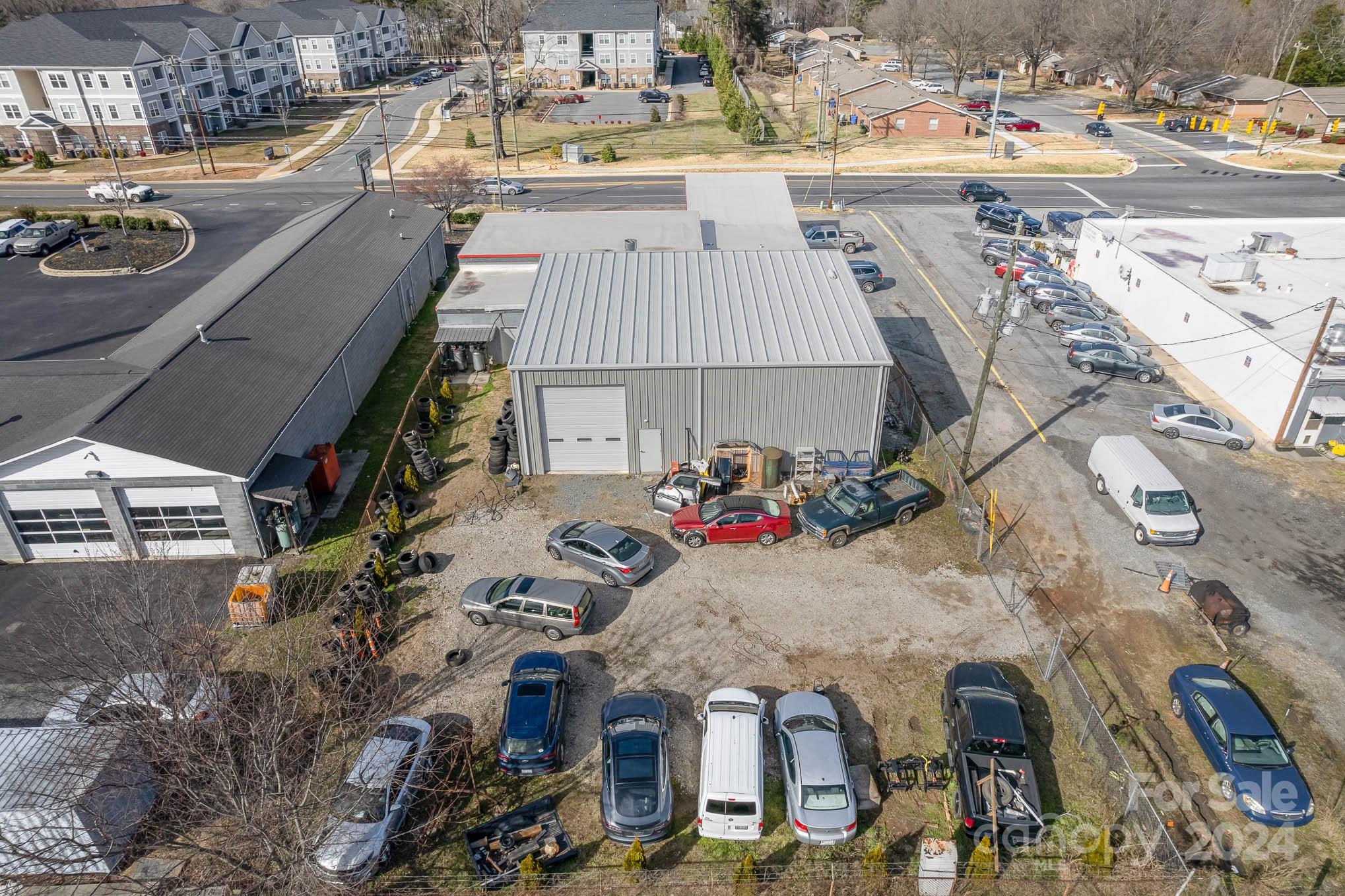 1041 N Main Street Mooresville NC 28115
