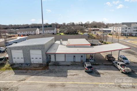 1041 N Main Street Mooresville NC 28115