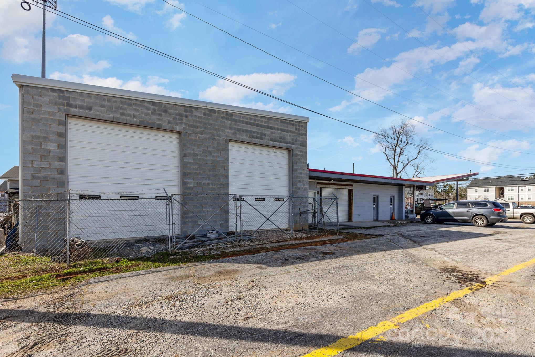 1041 N Main Street Mooresville NC 28115