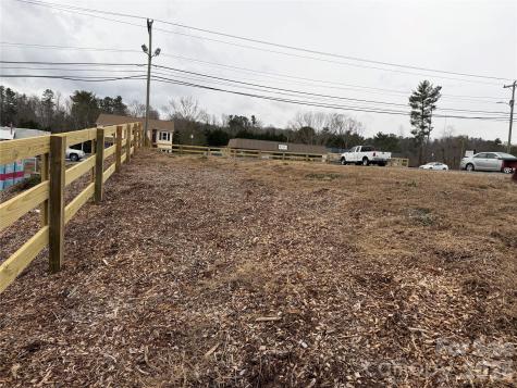2020 Asheville Highway Hendersonville NC 28791