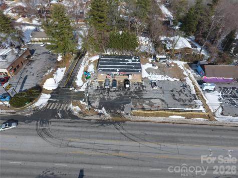 2020 Asheville Highway Hendersonville NC 28791