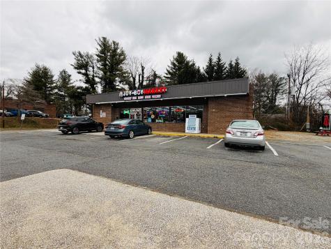 2020 Asheville Highway Hendersonville NC 28791